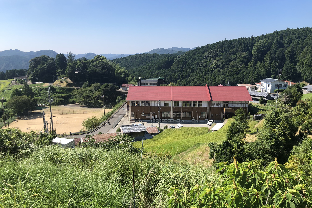 那智勝浦町立色川小・中学校の外観の画像